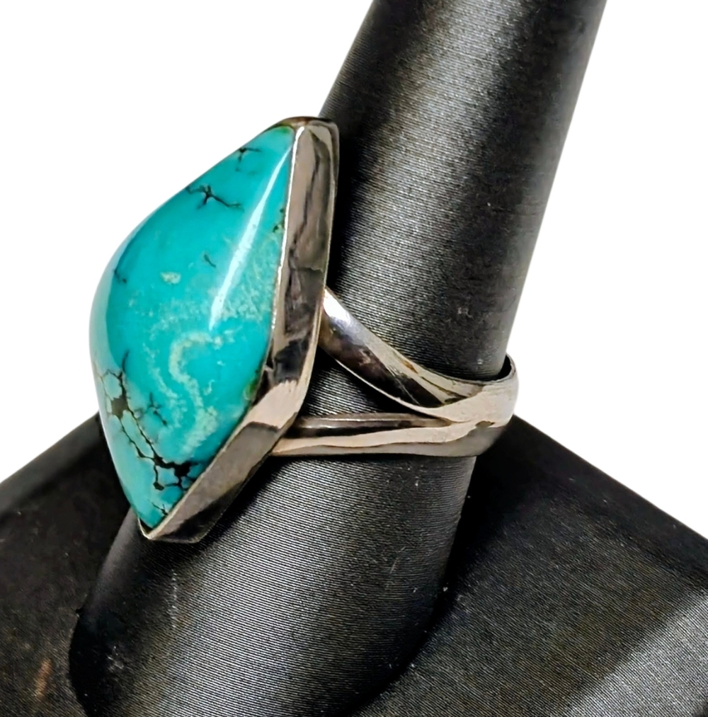 Turquoise Triangular Cut Cabochon Cut Silver Ring… - image 2
